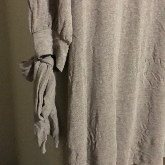 I Heart Joah knotted top - Picture 3 of 6